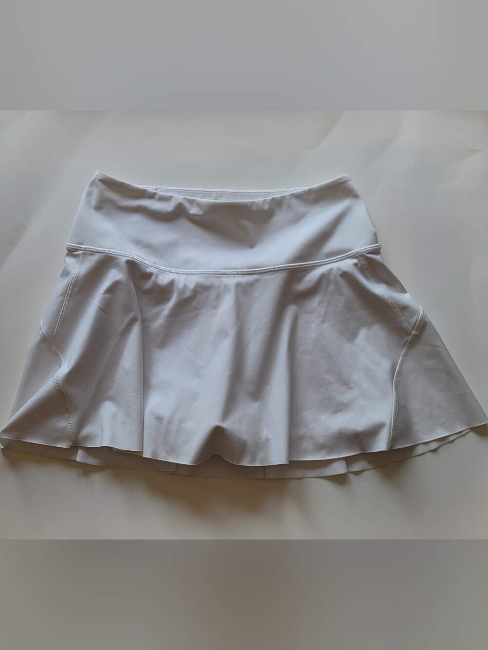 Athleta White Ace Tennis Skort 13.5"